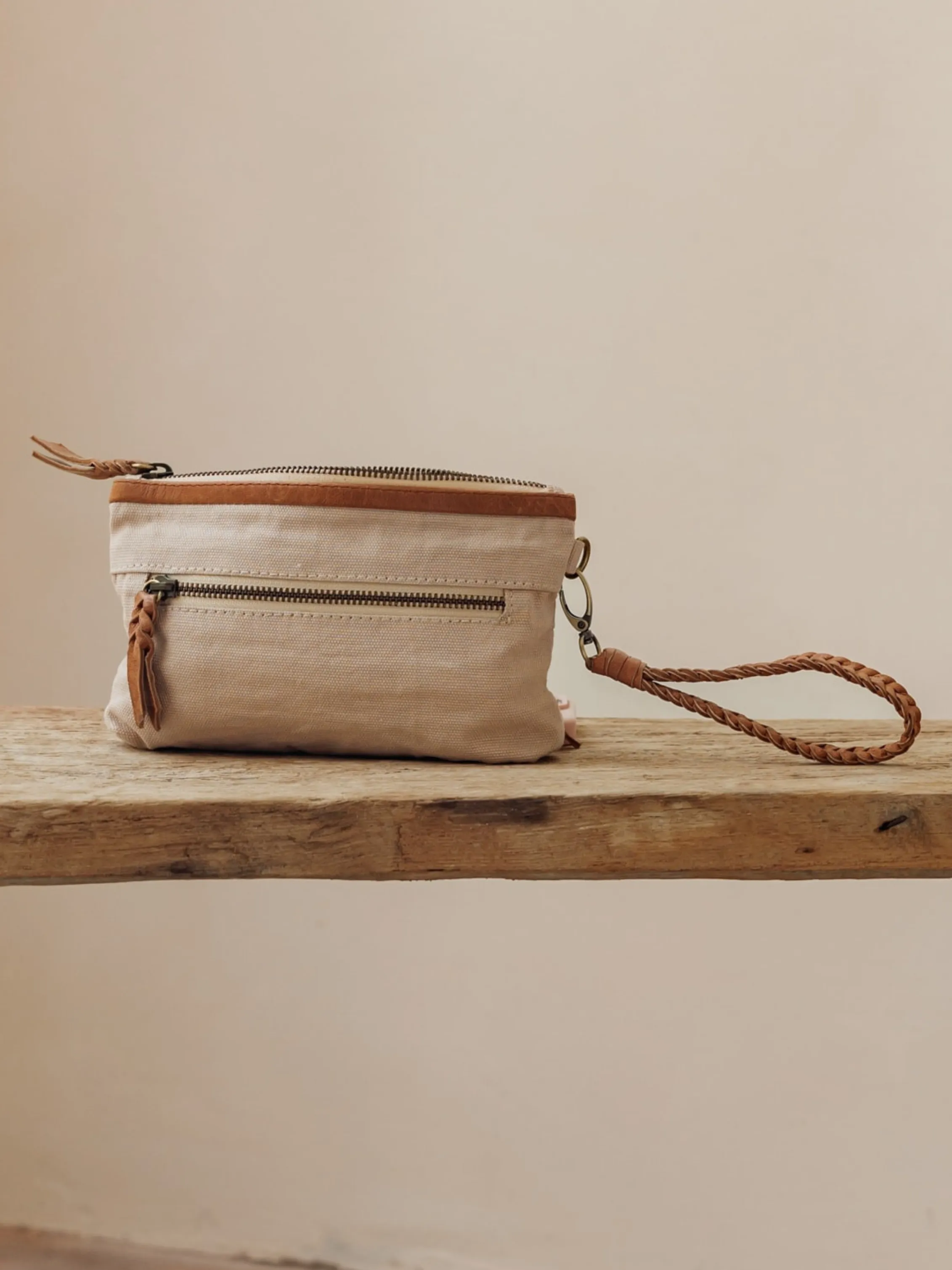Avalon Canvas Clutch Tea Rose