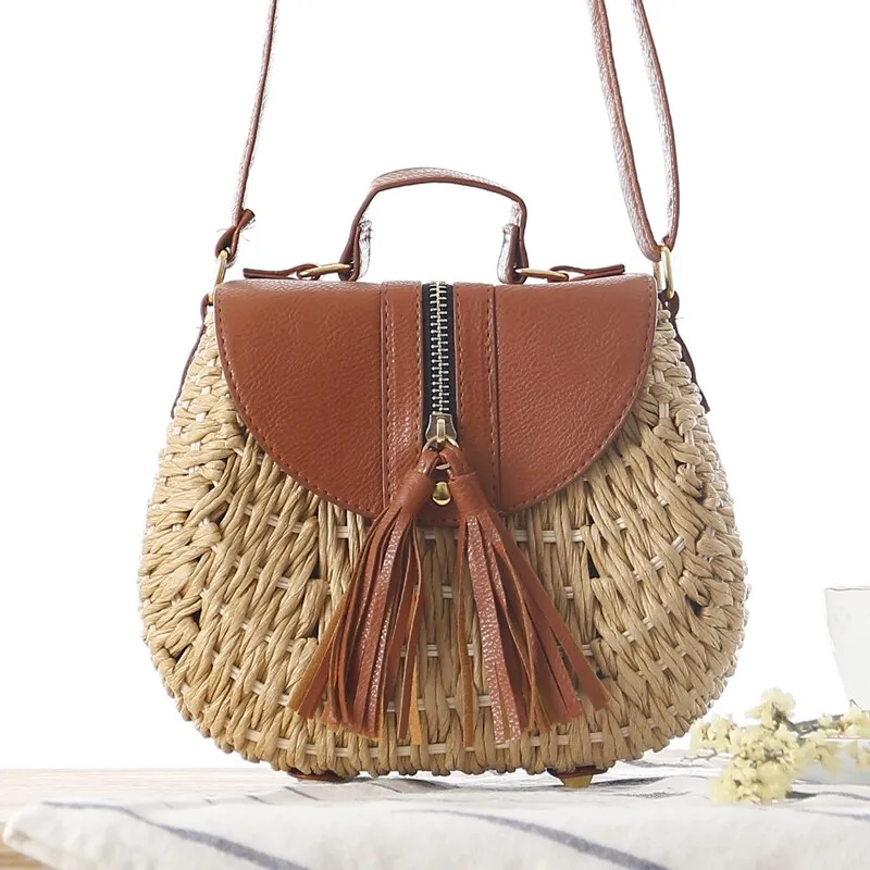 Christmas Gift Saddle Vintage Tassel Rattan Women Shouder Crossbody Bags Designer Wikcer Woven Handbags Casual Ladies Summer Beach Straw Purses