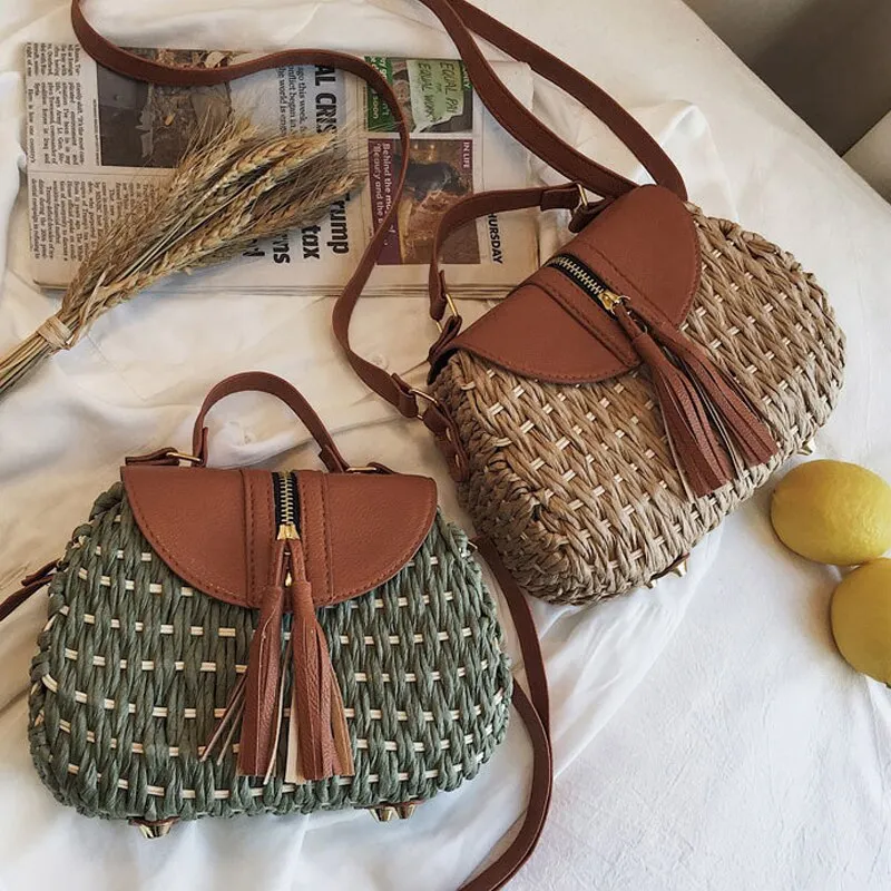 Christmas Gift Saddle Vintage Tassel Rattan Women Shouder Crossbody Bags Designer Wikcer Woven Handbags Casual Ladies Summer Beach Straw Purses