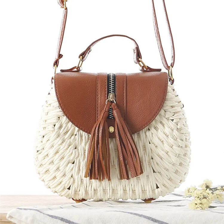 Christmas Gift Saddle Vintage Tassel Rattan Women Shouder Crossbody Bags Designer Wikcer Woven Handbags Casual Ladies Summer Beach Straw Purses