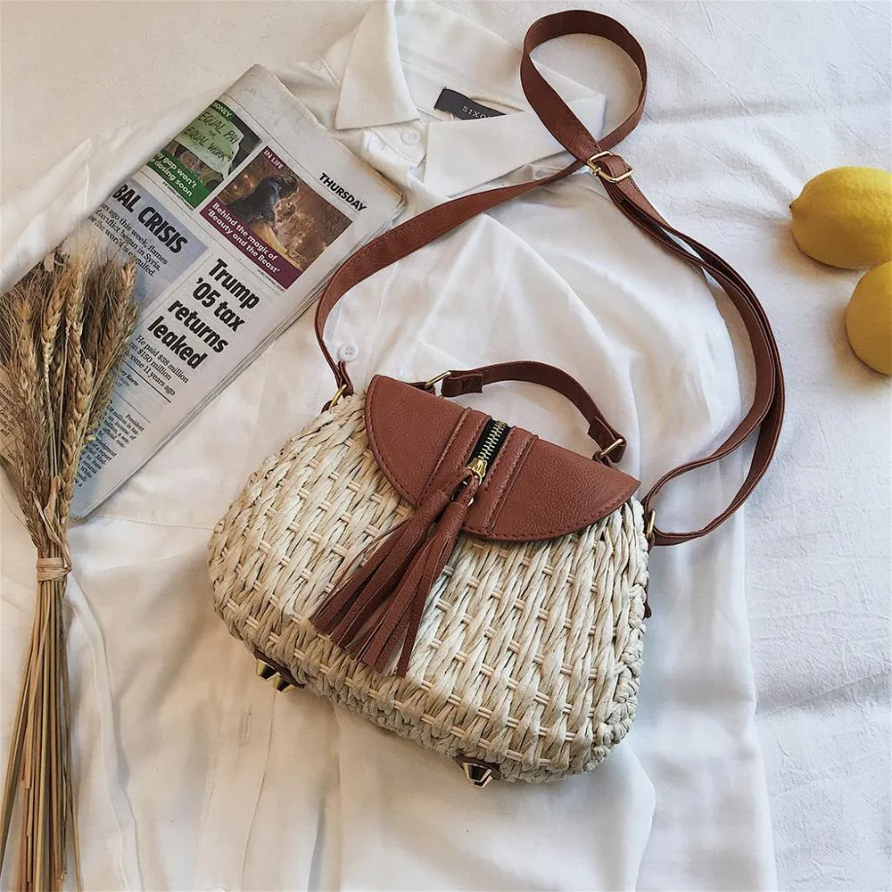 Christmas Gift Saddle Vintage Tassel Rattan Women Shouder Crossbody Bags Designer Wikcer Woven Handbags Casual Ladies Summer Beach Straw Purses